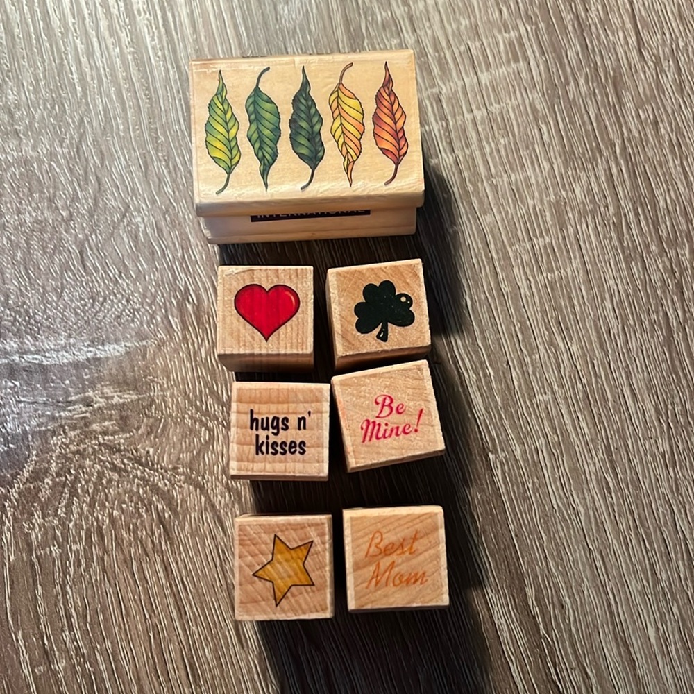 7 rubber stamps